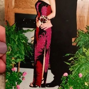 Beaded Feather Print Strapless Prom Dress *DONATING SOON*